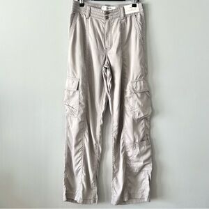 Hollister High Rise Baggy Utility Wide Leg Cargo Pants | Grey | Size S